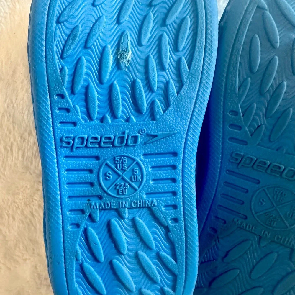 Speedo Jelly Rubber Blue Water Shoes for Boys Kids Toddler - Size: 5/6